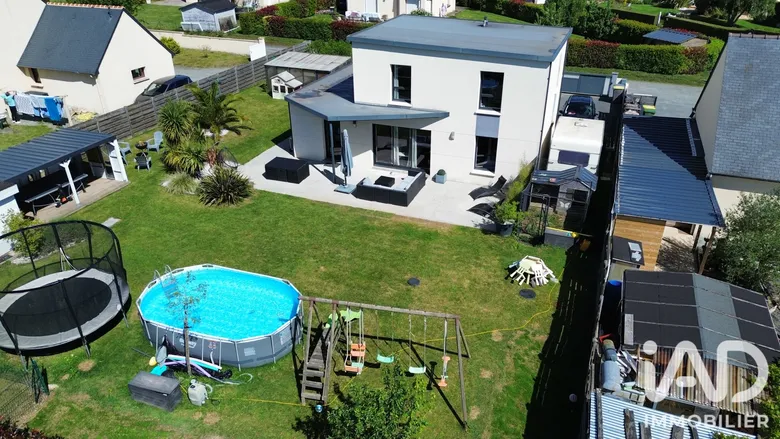 Maison 5 pièces 106 m² · à Brusvily · 106 m² · 330 000 €
