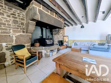 Maison à Villamée  (35420)