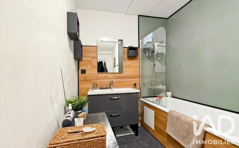 Immeuble 370 m² · à Sedan · 370 m² · 273 000 €