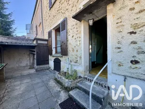 Townhouse in Boissy-le-Châtel (77169)
