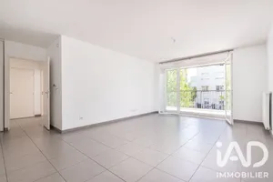 Apartment in Villeurbanne (69100)