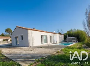 Traditional house in Vacquières (34270)