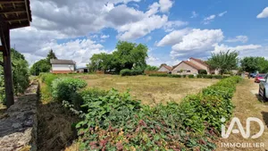 Terrain à ville sur yron (54800)