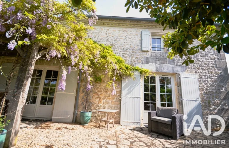 Maison 6 pièces 175 m² · à Varzay · 175 m² · 278 000 €