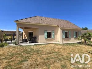 Maison à Châtel-de-Neuvre (03500)