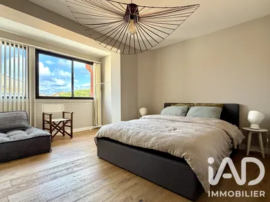 Vente maison à Roquebrune-sur-Argens (83520) : maison de village 5 pièces 120 m² - 2065664 — 3