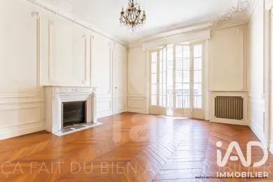 Apartment in Neuilly-sur-Seine (92200)