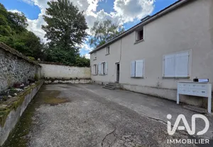 Apartment in Moret-Loing-et-Orvanne (77250)