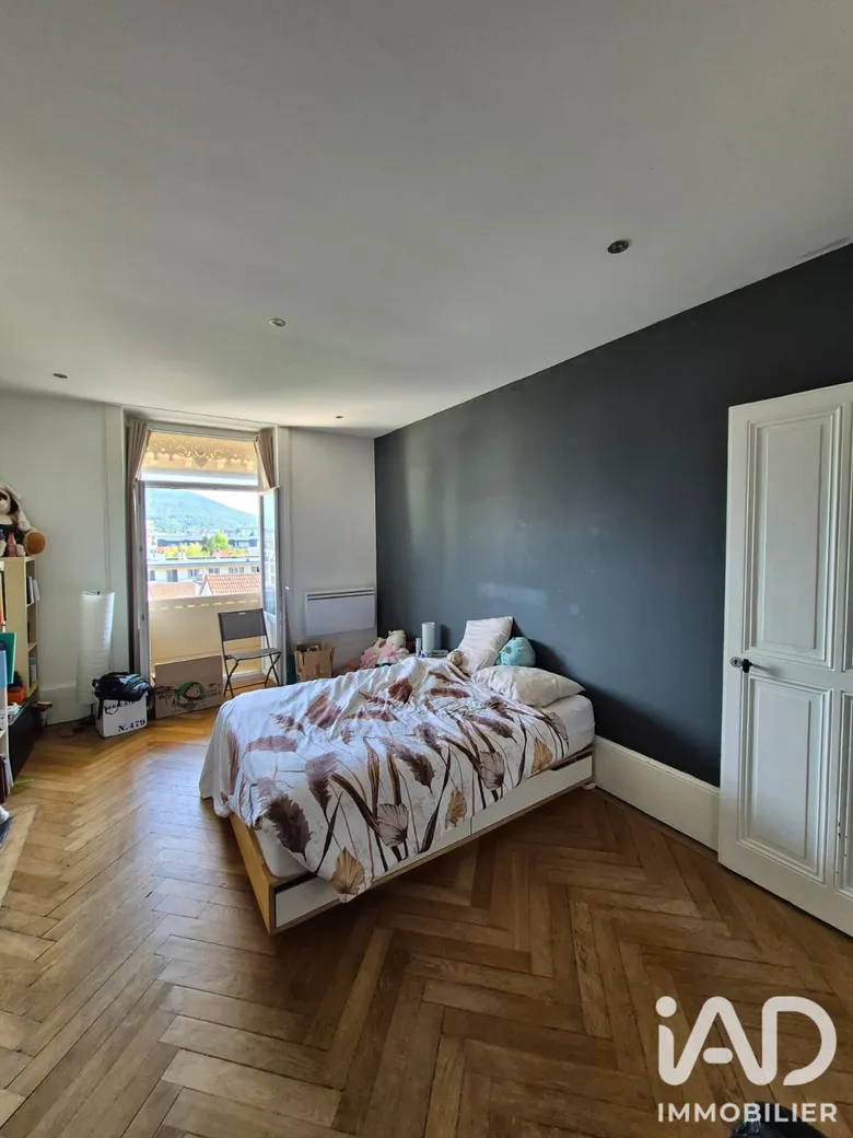 Appartement 3 pièces 64 m² · à Aix-les-Bains · 63,7 m² · 235 000 €
