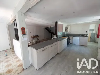 Townhouse in Saint-Victurnien (87420)