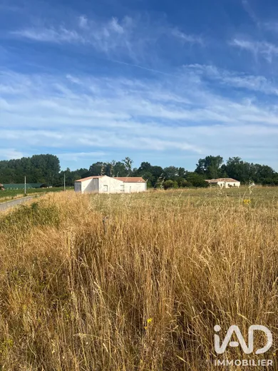 Building plot in Saint-Loup (17380)