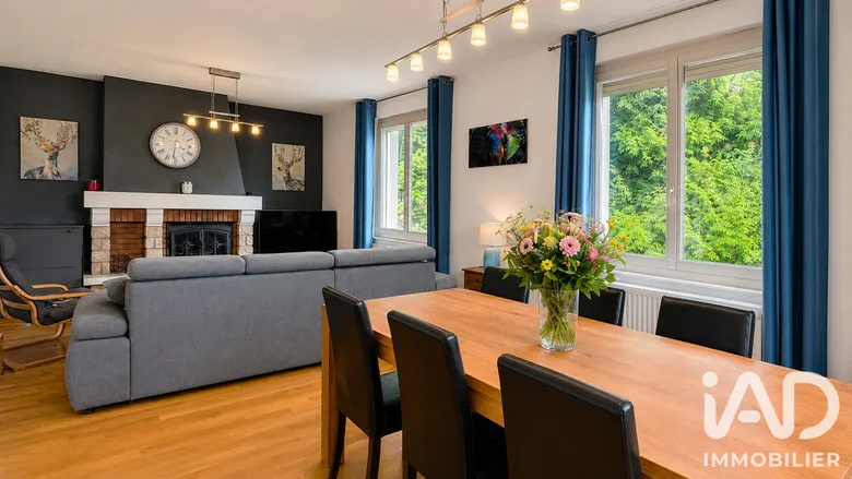 Maison 6 pièces 161 m² · à Fontaines · 161 m² · 329 000 €
