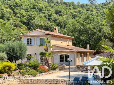 Traditional house in Hyères (83400)