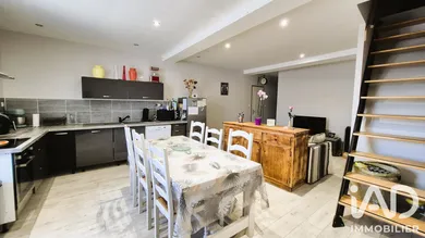 Townhouse in Villieu-Loyes-Mollon (01800)