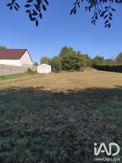 Building plot in Cessoy-en-Montois (77520)