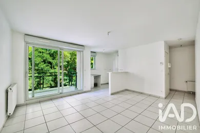 Apartment in Francheville (69340)