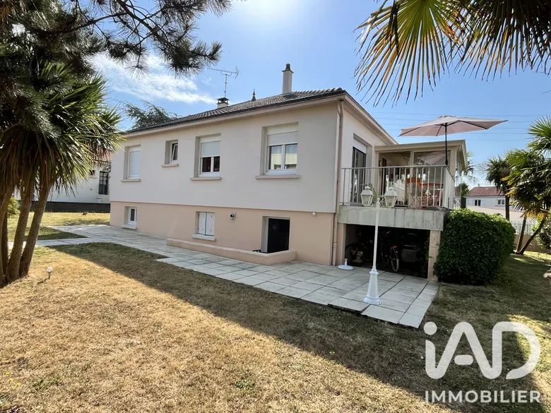 Maison 5 pièces 106 m² · à La Copechagnière · 106 m² · 210 000 €