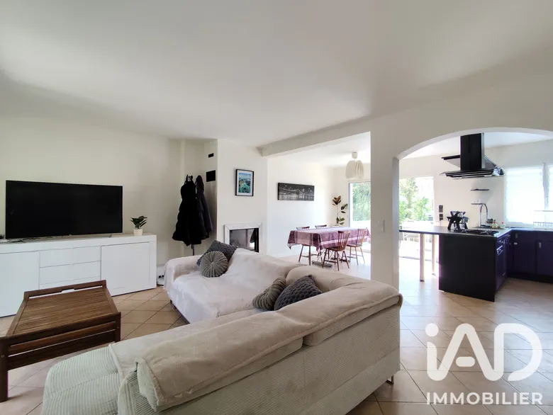 Maison 6 pièces 124 m² · à Nozay · 124 m² · 429 000 €