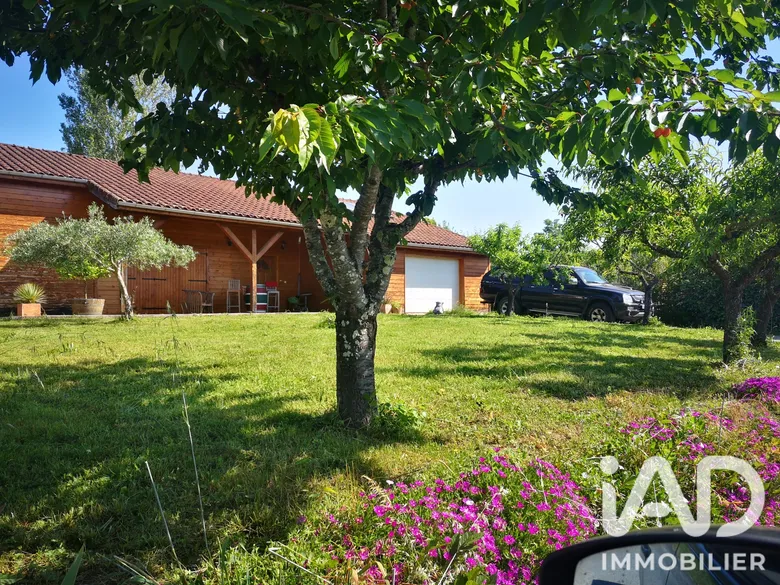 Maison 5 pièces 117 m² · à Laguépie · 117 m² · 210 000 €