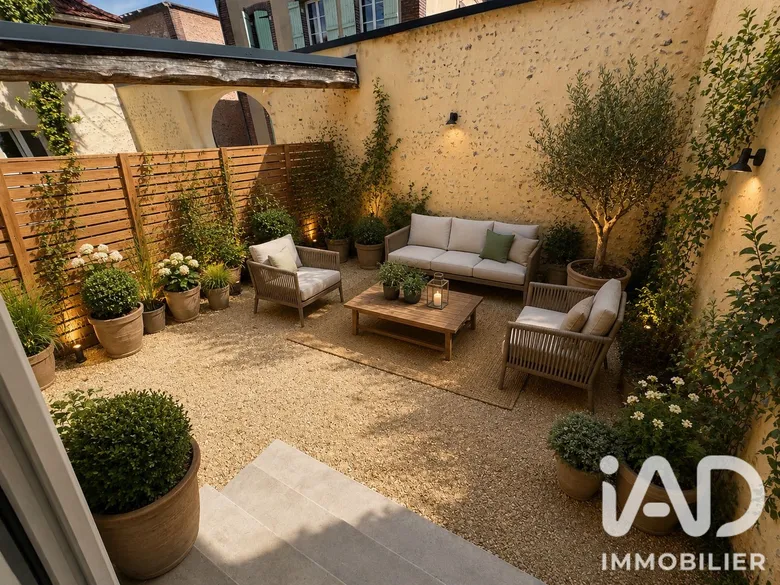 Maison 3 pièces 100 m² · à Villevallier · 100 m² · 840 €