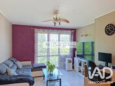 Appartement à La Rochette (77000)