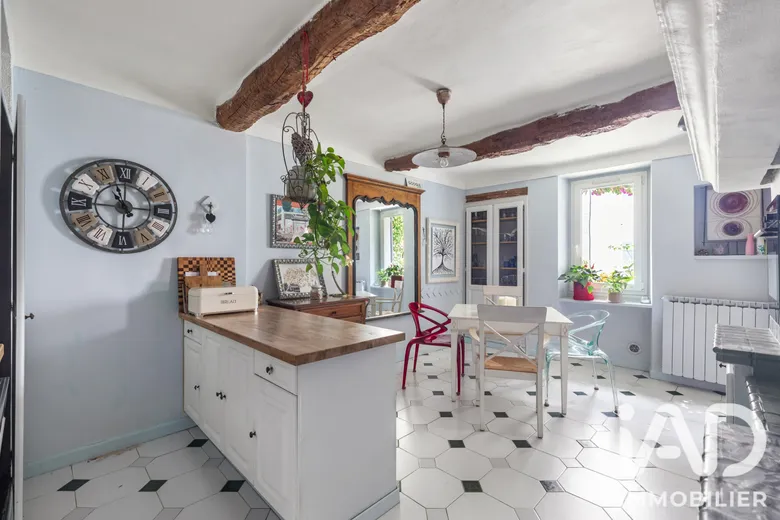 Maison 6 pièces 126 m² · à Mouans-Sartoux · 126,3 m² · 529 000 €