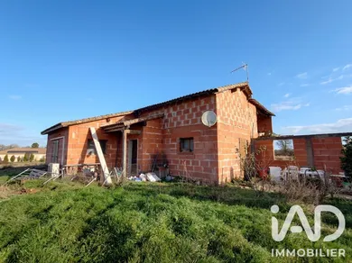 Park home in Azat-le-Ris (87360)