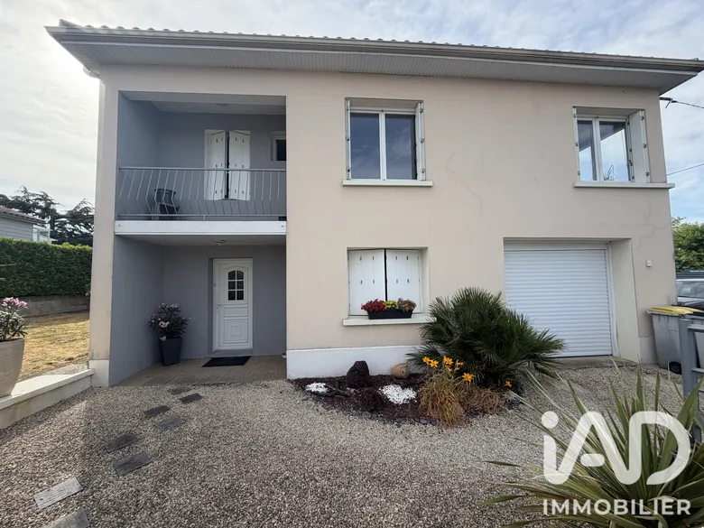 Maison 5 pièces 83 m² · à Parthenay · 83 m² · 138 000 €