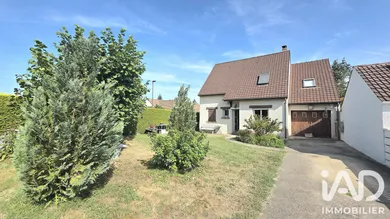 Maison traditionnelle à Marolles-sur-Seine (77130)