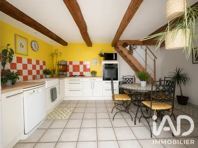 Maison à Saint-Xandre (17138)