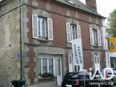 Duplex à Mello (60660)