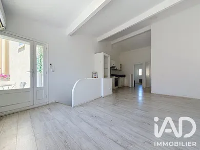 Apartment in Saint-Raphaël (83700)