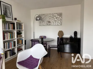 Apartment in Nantes (44300)