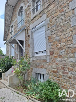 Maison à Ploumagoar (22970)