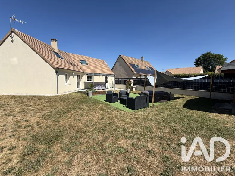 Maison 7 pièces 126 m² · à La Suze-sur-Sarthe · 126 m² · 269 000 €