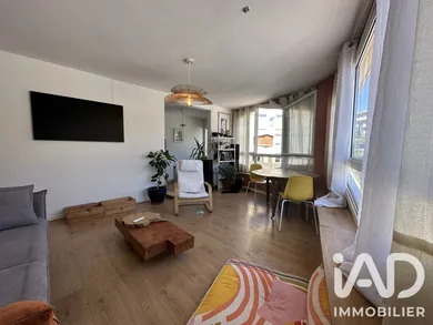 Apartment in La Valette-du-Var (83160)