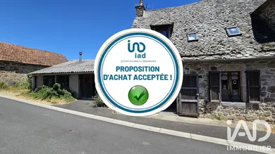 Maison de village à Cassaniouze (15340)