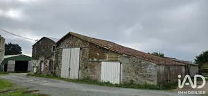 Murs commerciaux à Essarts-en-Bocage (85140)