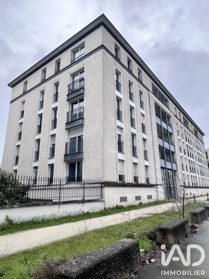 Appartement à Bordeaux (33300)
