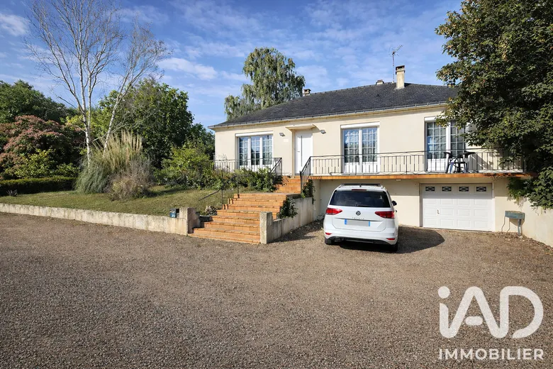 Maison 6 pièces 164 m² · à Brissac Loire Aubance · 164 m² · 262 000 €