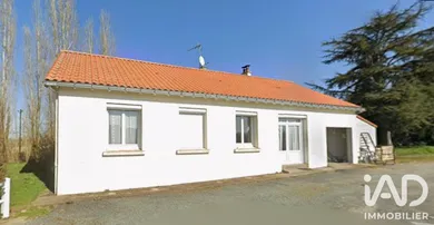 Maison à Essarts en Bocage (85140)