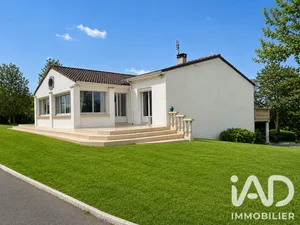 Maison de campagne à Mirambeau (17150)