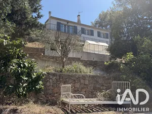Maison traditionnelle à Carqueiranne (83320)