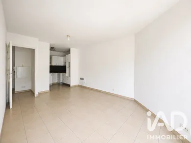Apartment in Le Rouret (06650)