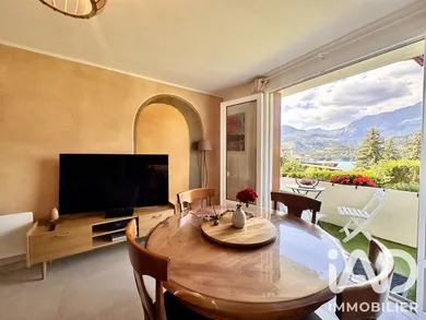 Apartment in Savines-le-Lac (05160)