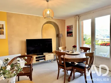 Apartment in Savines-le-Lac (05160)