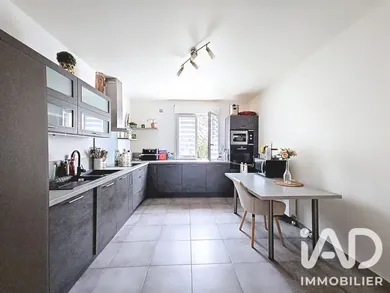 Maison à Vaires-sur-Marne (77360)