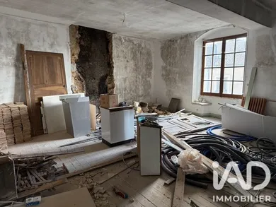 Immeuble à Parcé-sur-Sarthe (72300)