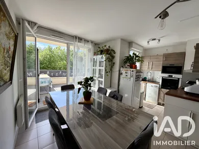 Appartement à Savigny-le-Temple (77176)