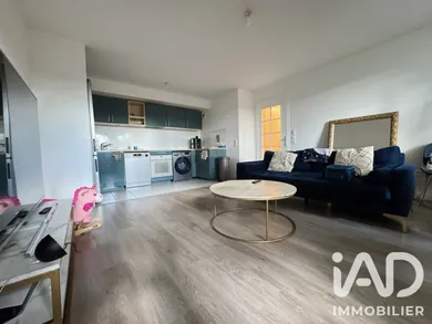 Apartment in Asnières-sur-Seine (92600)